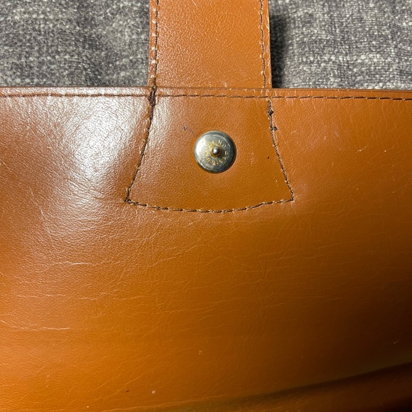 SOLD‼️‼️‼️ Authentic Louis Vuitton Vintage Envelope Clutch. - Picture 6 of 7